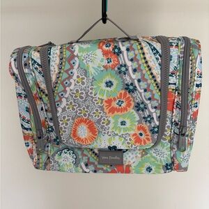Vera Bradley Multicolor Women's Hanging Travel Bag